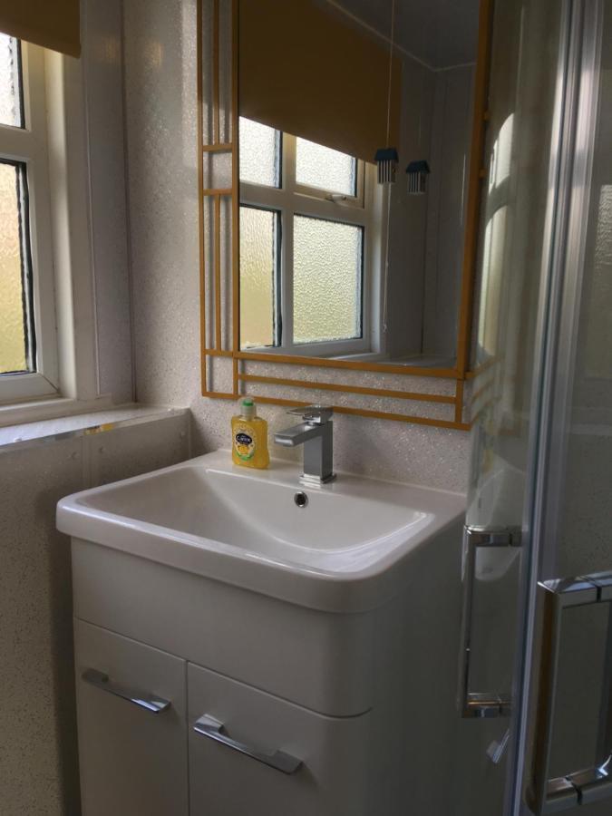 8 Sandy Bottom Sandown Bay Holiday Park, Reduced Ferry, Please Contact Us Exterior photo
