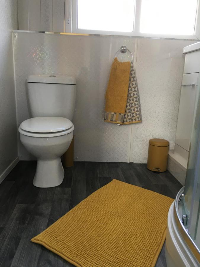 8 Sandy Bottom Sandown Bay Holiday Park, Reduced Ferry, Please Contact Us Exterior photo